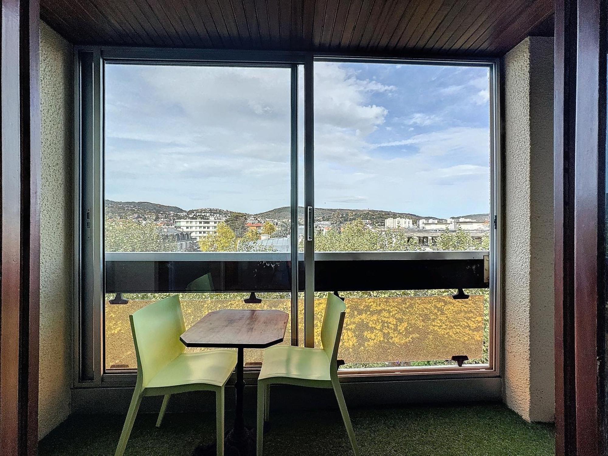 La Lassolas - Charmant T2 Avec Balcon Et Garage Chamalières Exterior foto